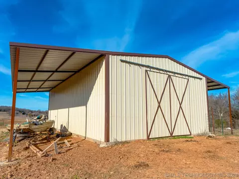 Exterior - 100 Maverick Rd W, Ada, OK 74820 photo 4 of 11