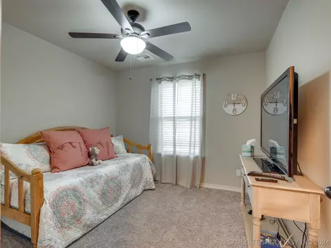 Bedroom - 100 Maverick Rd W, Ada, OK 74820 photo 4 of 4