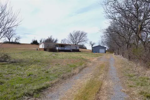 4730 S 430 Rd, Chouteau, OK 74337