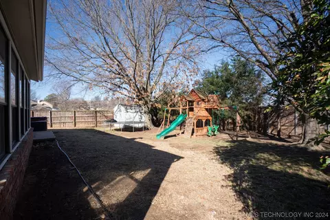 Exterior - 7331 E 61st Pl, Tulsa, OK 74133 photo 9 of 12