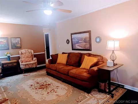 1541 E 60th Pl, Tulsa, OK 74105 photo 16