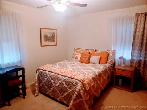 1541 E 60th Pl, Tulsa, OK 74105 photo 23