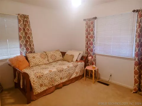 1541 E 60th Pl, Tulsa, OK 74105 photo 21