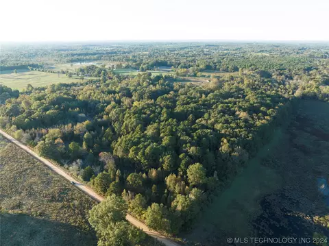 E 2100 Road, Broken Bow, OK 74728 photo 2