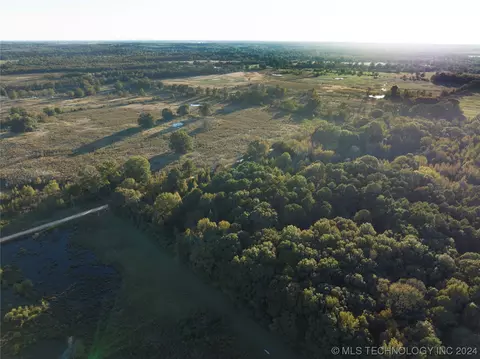E 2100 Road, Broken Bow, OK 74728 photo 4