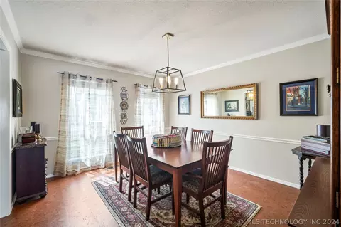 Dining - 3209 E 84th St, Tulsa, OK 74137 photo 2 of 2