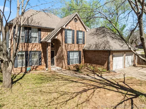 Exterior - 3209 E 84th St, Tulsa, OK 74137 photo 3 of 8