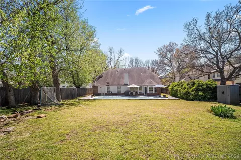 Exterior - 3209 E 84th St, Tulsa, OK 74137 photo 6 of 8