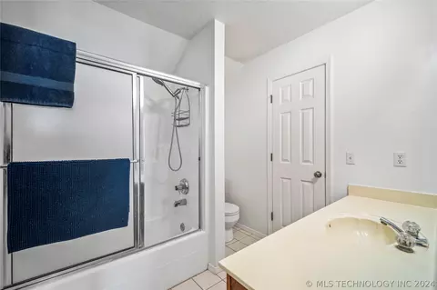Bath - 3209 E 84th St, Tulsa, OK 74137 photo 5 of 5