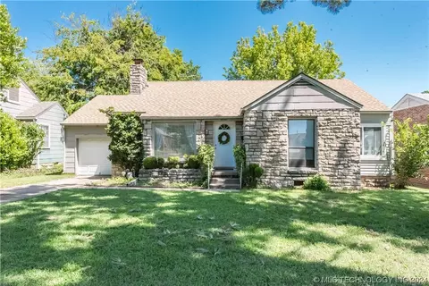 4541 E 8th St, Tulsa, OK 74112 photo 1