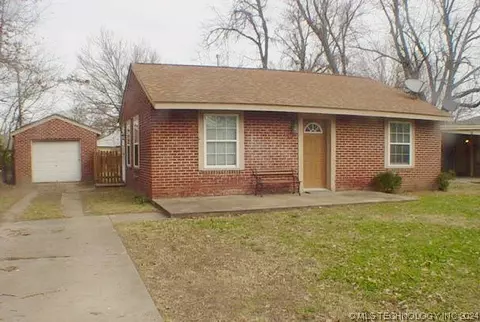 329 SE 5 Th St, Pryor, OK 74361