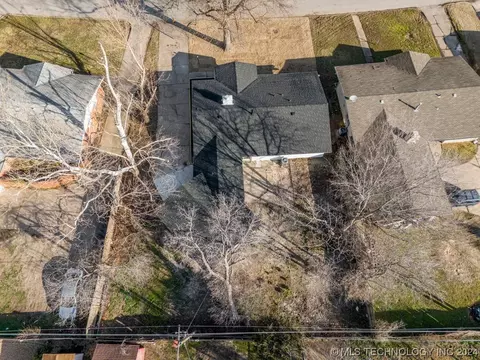 View/Area - 8266 E 33rd Pl, Tulsa, OK 74145 photo 4 of 5