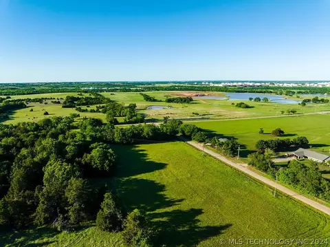 7 N 49th Rd, Cushing, OK 74023 photo 13