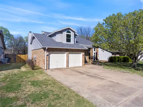 Exterior - 12431 E 35th St, Tulsa, OK 74146 photo 3 of 10