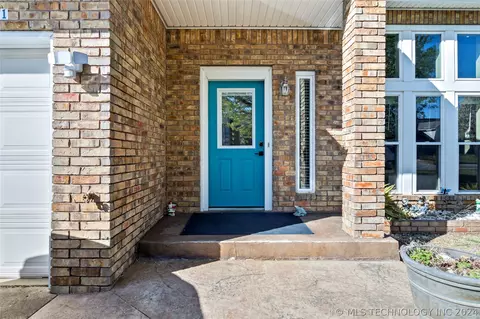 Entry Way - 12431 E 35th St, Tulsa, OK 74146 photo 1 of 1