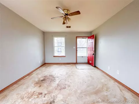 205 E Main St, Centrahoma, OK 74534 photo 32