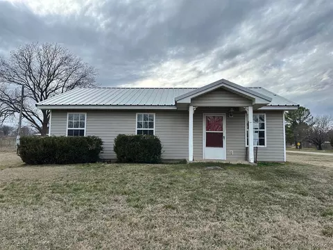 205 E Main St, Centrahoma, OK 74534 photo 4