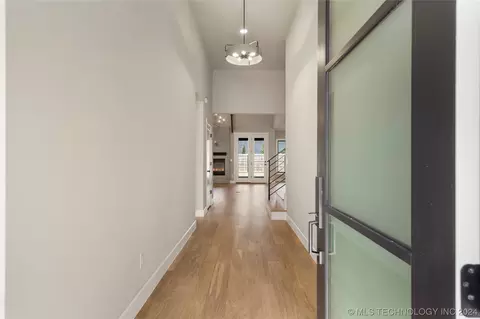 Entry Way - 1111 E 38th St, Tulsa, OK 74105 photo 1 of 4