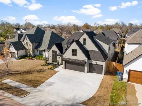 Exterior - 1111 E 38th St, Tulsa, OK 74105 photo 3 of 7
