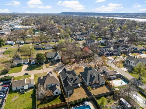 View/Area - 1111 E 38th St, Tulsa, OK 74105 photo 1 of 2