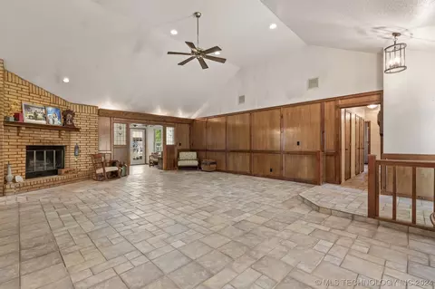 13405 E 40th Pl, Tulsa, OK 74134 photo 6