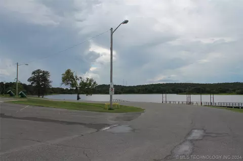 Choctaw Drive, Eufaula, OK 74432 photo 10