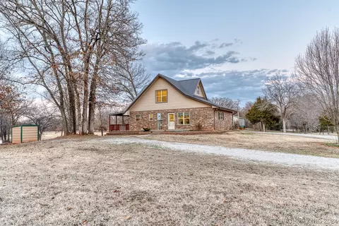 Exterior - 3720 E 116th St, Perkins, OK 74059 photo 3 of 12
