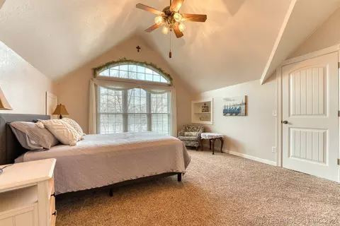 Bedroom - 3720 E 116th St, Perkins, OK 74059 photo 6 of 10