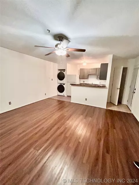 1904 E 66th Place 308, Tulsa, OK 74136 photo 6