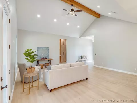 Living - 1213 S Monte Vis, Ada, OK 74820 photo 1 of 4