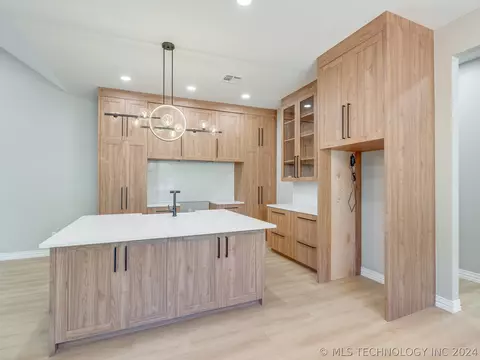 Kitchen - 1213 S Monte Vis, Ada, OK 74820 photo 2 of 6