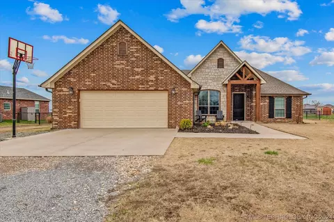 335 E 498 Cir, Pryor, OK 74361