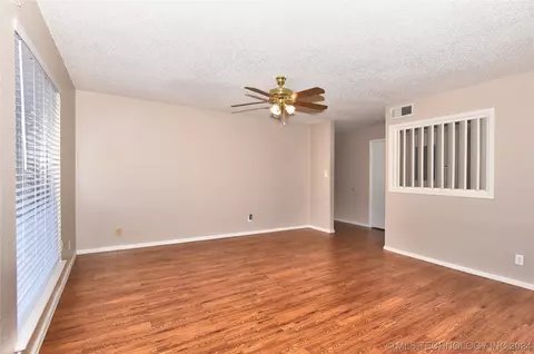 4860 E 68th Street S 236, Tulsa, OK 74136 photo 4