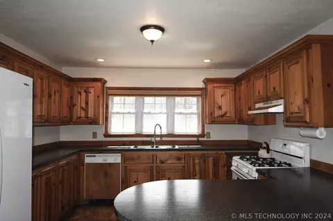 447223 E 993 Rd, Gore, OK 74435 photo 11