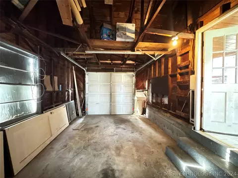Exterior - 1242 E 3rd St, Cushing, OK 74023 photo 5 of 12