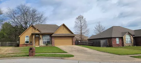 29801 E 139th Pl S, Coweta, OK 74429