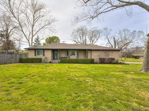 4052 E 46th St, Tulsa, OK 74135 photo 3