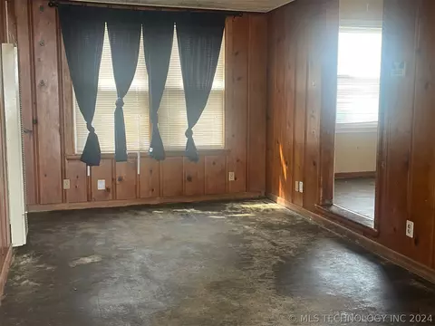 7734 E Independence St, Tulsa, OK 74115 photo 5