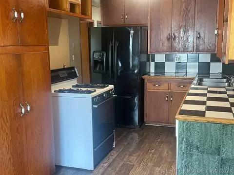 7734 E Independence St, Tulsa, OK 74115 photo 7