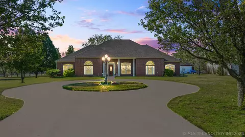 26355 E 141st St S, Coweta, OK 74429
