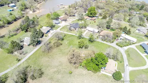65 Mcgill Cir, Eufaula, OK 74432 photo 2