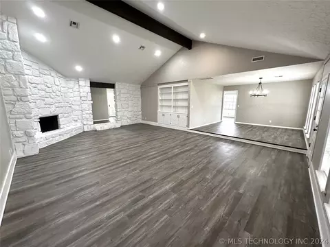 Living - 10015 E 40th St, Tulsa, OK 74146 photo 3 of 5