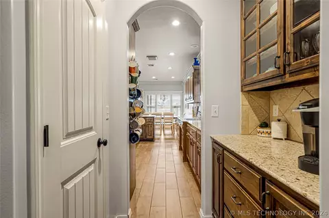 Kitchen - 17013 E 48th St, Tulsa, OK 74134 photo 1 of 4