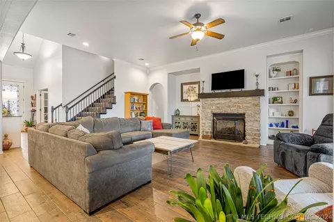 Living - 17013 E 48th St, Tulsa, OK 74134 photo 1 of 8