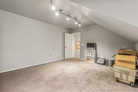 Living - 17013 E 48th St, Tulsa, OK 74134 photo 8 of 8