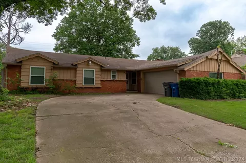 1728 E 59th Pl, Tulsa, OK 74105
