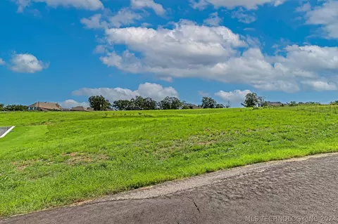 6 Pacific Cir, Sperry, OK 74073 photo 4