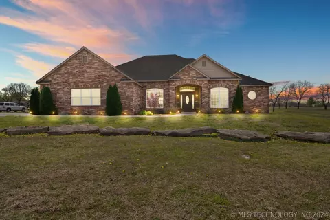 15362 E 13th St, Tulsa, OK 74108