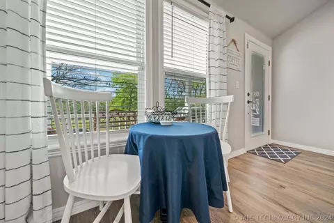 Dining - 32838 E 750 St, Wagoner, OK 74467 photo 2 of 3