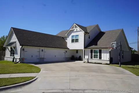 3300 E New Haven St, Broken Arrow, OK 74014 photo 1
